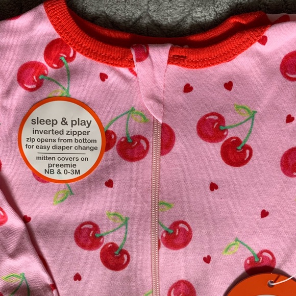 💥3/$24💥 Cherry Pink Footies with Inverted Zipper from Wonder Nation in 0-3M - Picture 2 of 3